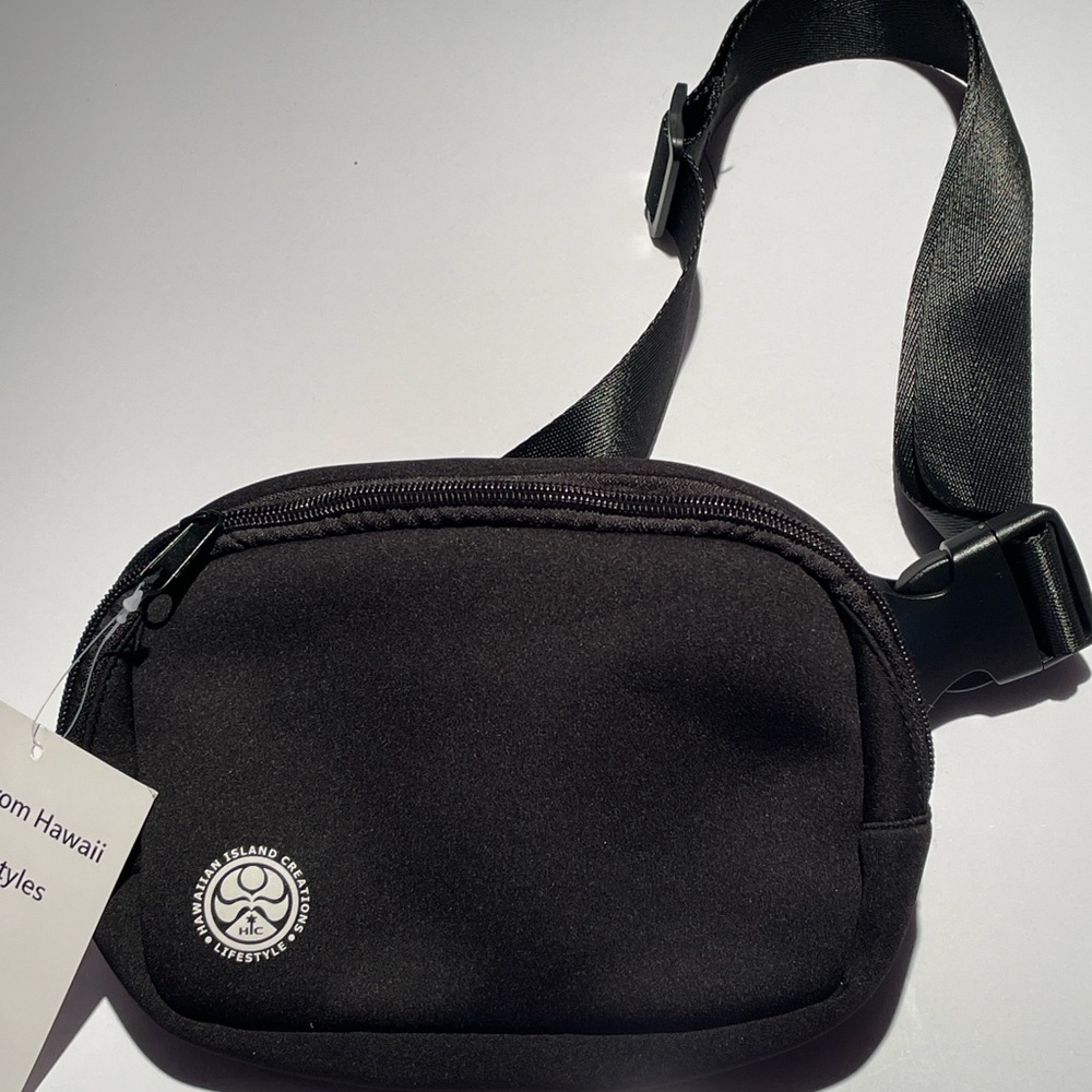 🟢HIC Hawaiian Island Creation black waist bag, fanny pack NWT -AHOHA from Hawaii